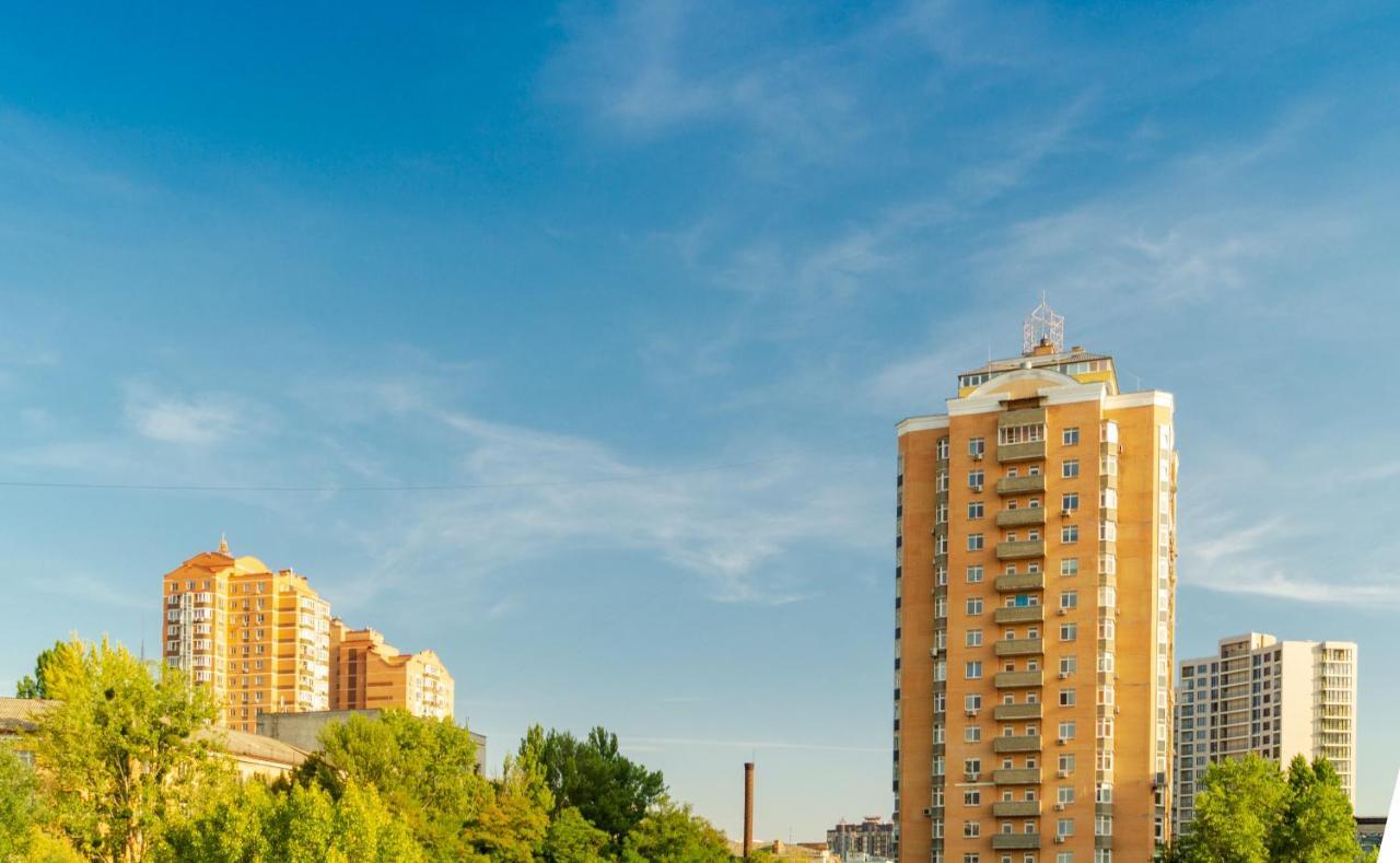 Квартира По Улице Федорова 1 Kyiv Exterior foto