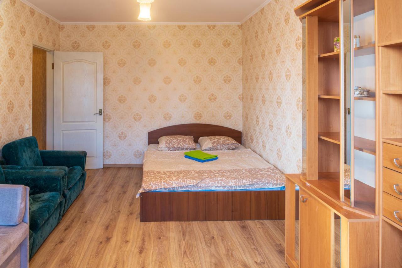Квартира По Улице Федорова 1 Kyiv Exterior foto
