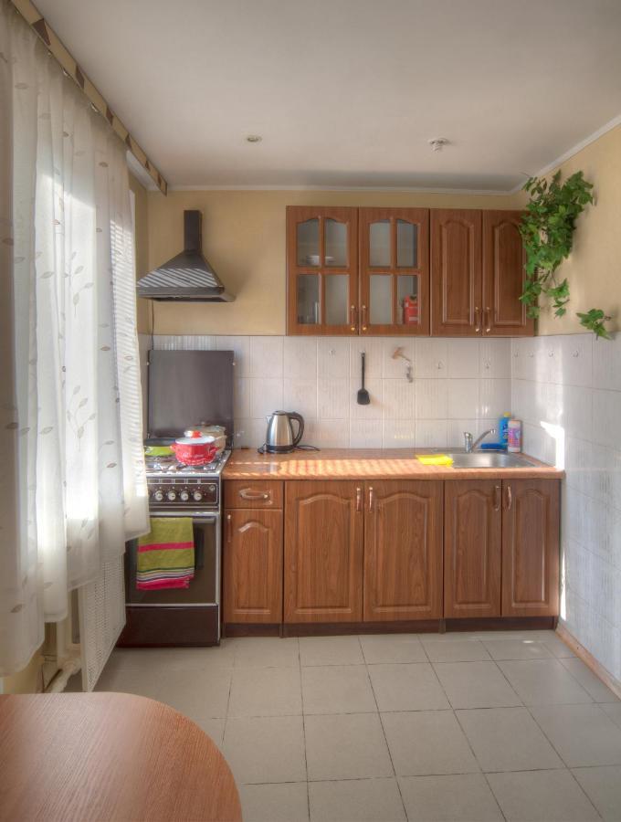Квартира По Улице Федорова 1 Kyiv Exterior foto